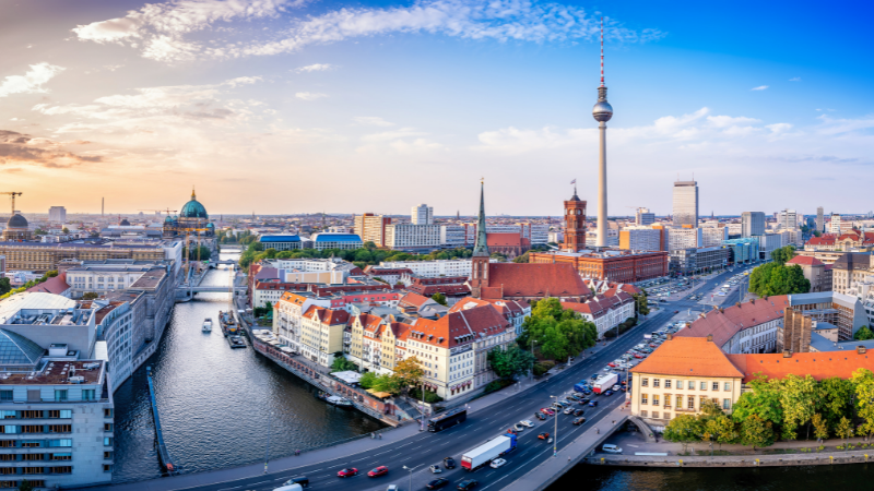 Berlin med Philharmonie, Staatsoper, guiding og museumsbesøk